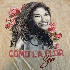 Selena Long Sleeve Graphic TShirt Beige Estimated Size Large *Flaw